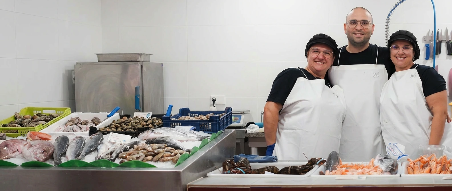Equip de la Peixateria del Delta